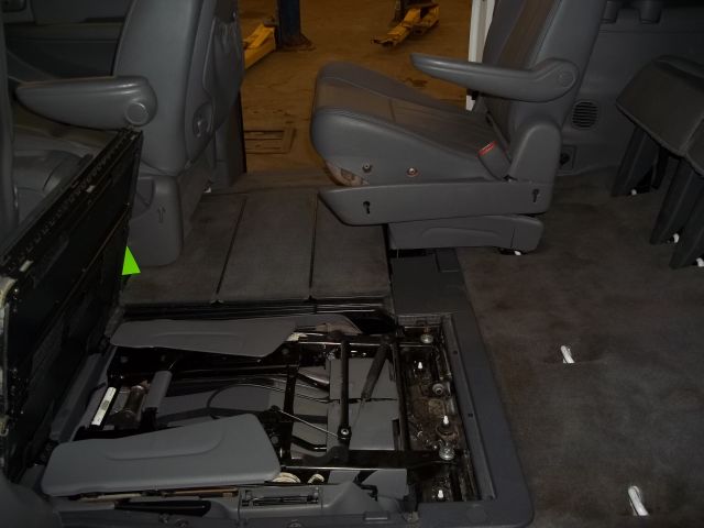 Dodge Grand Caravan 2006 photo 15