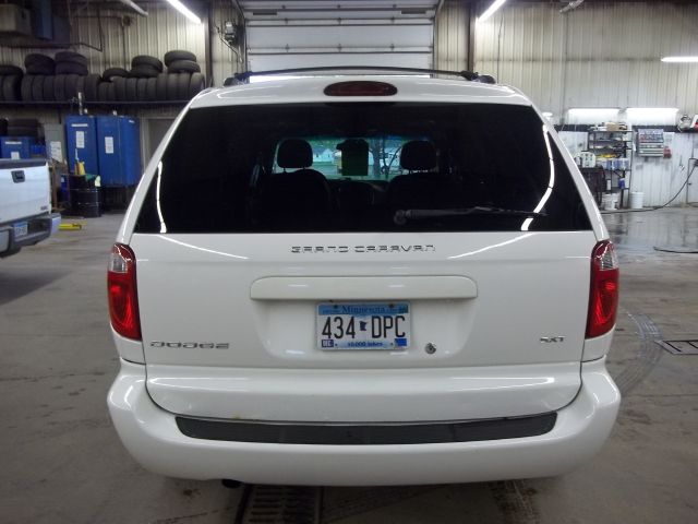 Dodge Grand Caravan 2006 photo 29