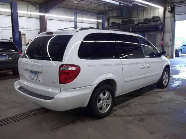 Dodge Grand Caravan 2006 photo 30