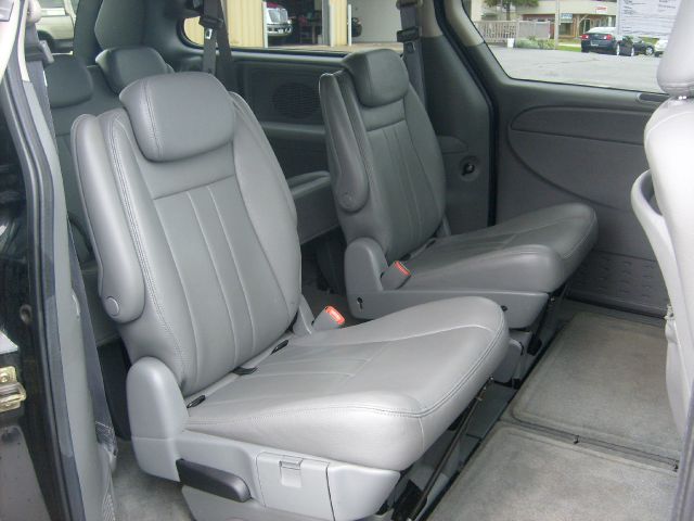 Dodge Grand Caravan 2006 photo 3