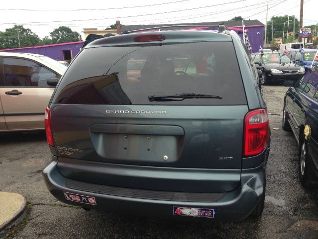 Dodge Grand Caravan 2006 photo 2