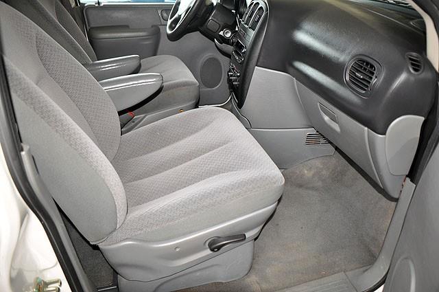 Dodge Grand Caravan 2006 photo 3