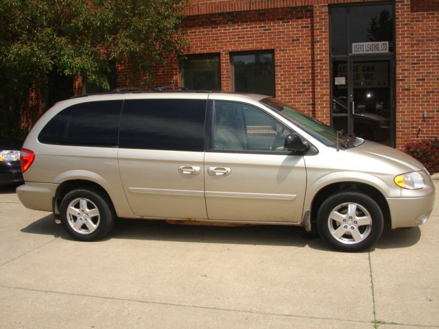 Dodge Grand Caravan 2006 photo 2