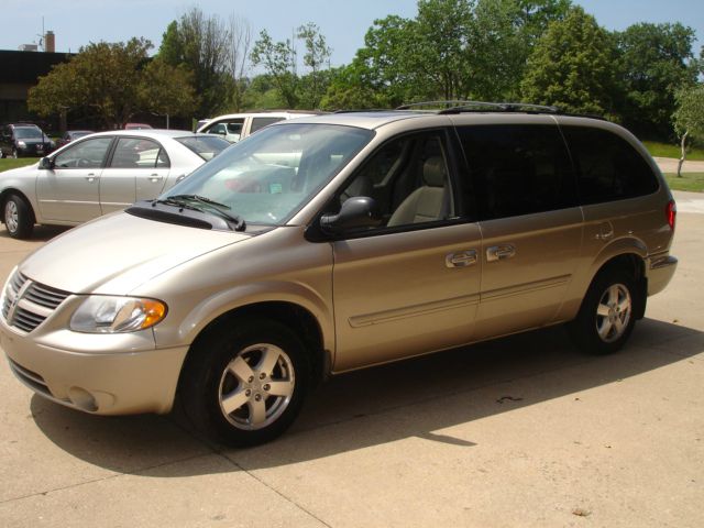 Dodge Grand Caravan 2006 photo 3