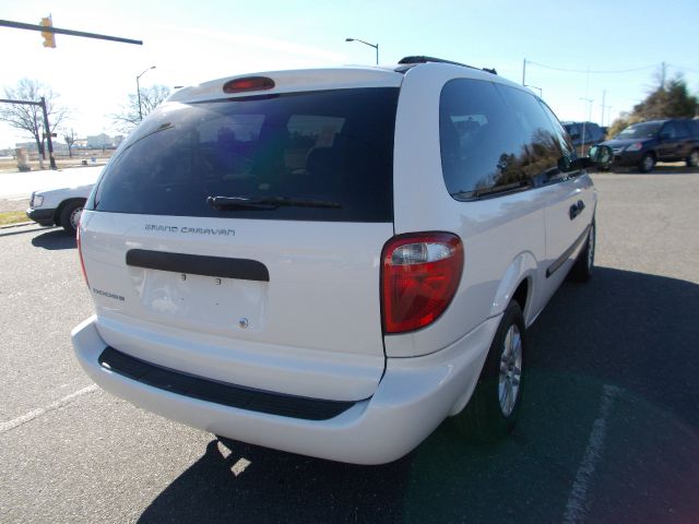 Dodge Grand Caravan 2006 photo 3