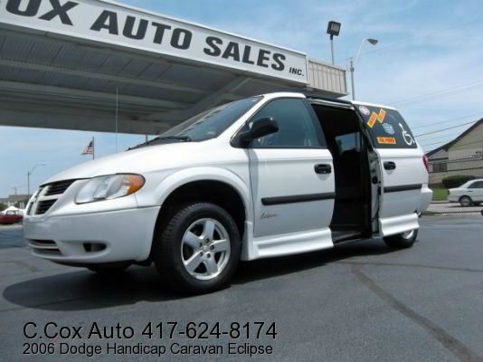 Dodge Grand Caravan 2006 photo 2