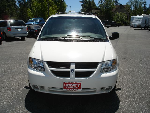 Dodge Grand Caravan 2006 photo 18