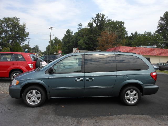 Dodge Grand Caravan 2006 photo 2