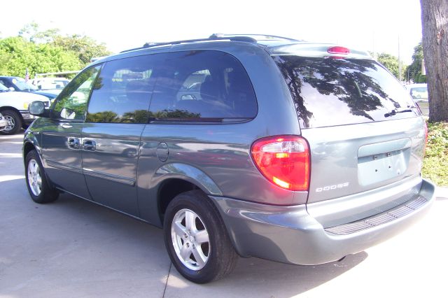 Dodge Grand Caravan 2006 photo 1