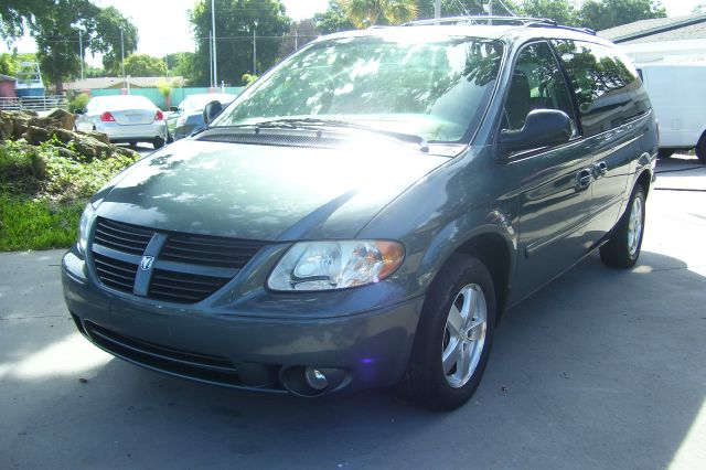 Dodge Grand Caravan 2006 photo 2