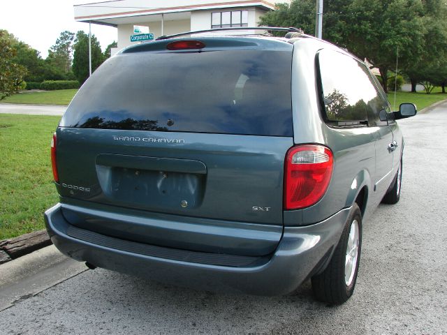 Dodge Grand Caravan 2006 photo 10