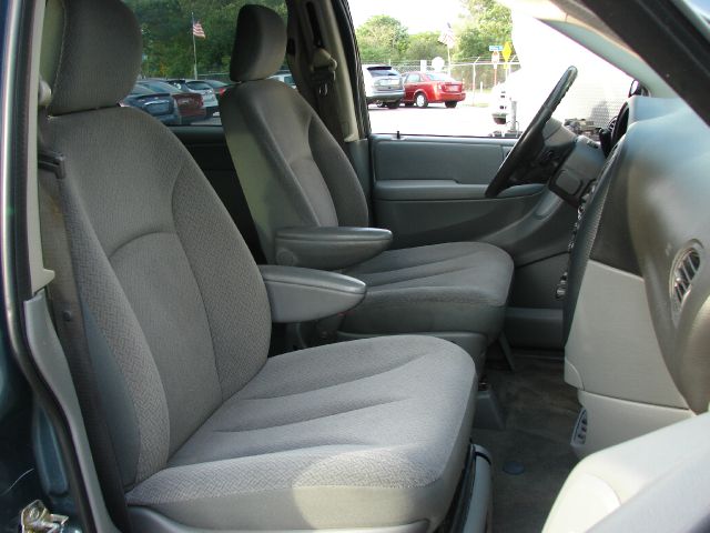 Dodge Grand Caravan 2006 photo 13