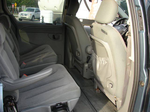 Dodge Grand Caravan 2006 photo 17