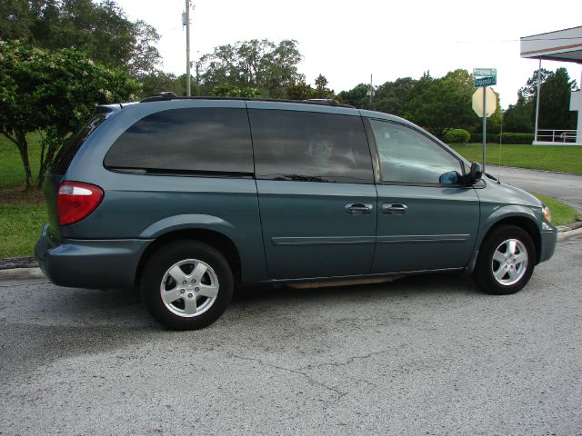 Dodge Grand Caravan 2006 photo 19