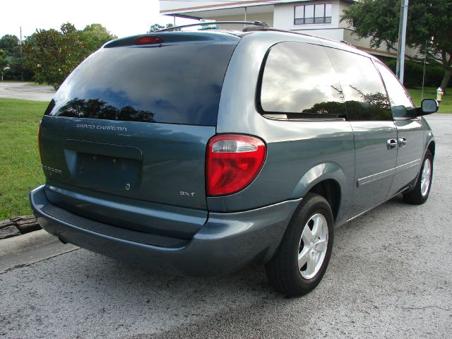 Dodge Grand Caravan 2006 photo 20