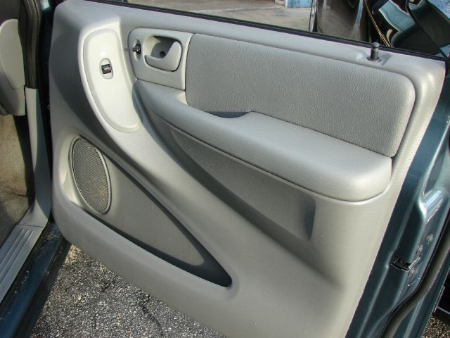 Dodge Grand Caravan 2006 photo 37