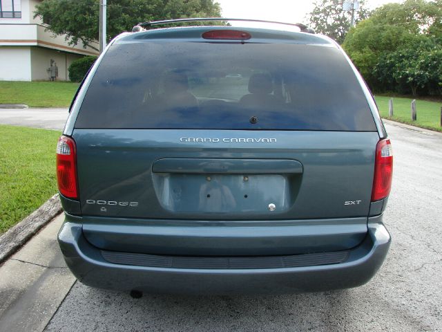 Dodge Grand Caravan 2006 photo 46