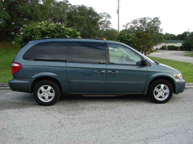 Dodge Grand Caravan 2006 photo 48