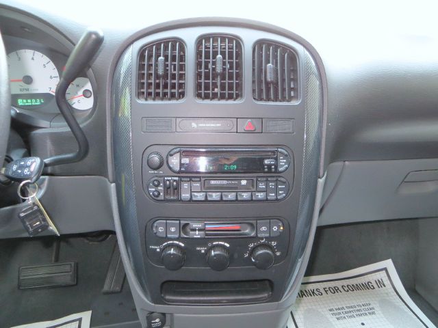 Dodge Grand Caravan 2006 photo 15