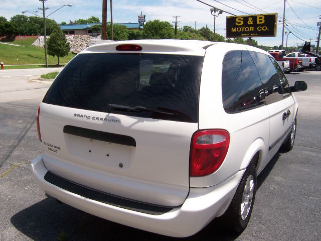 Dodge Grand Caravan 2006 photo 2