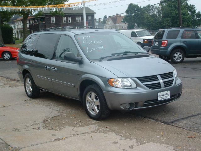 Dodge Grand Caravan 2007 photo 2