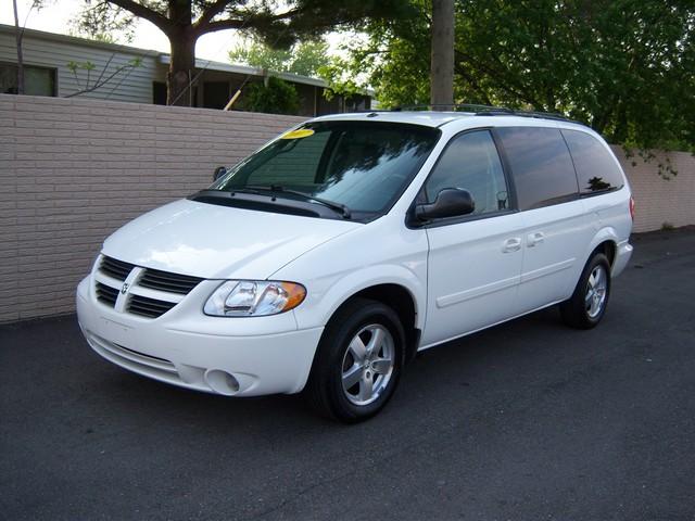 Dodge Grand Caravan XLT 4X4 Super Cab Long Bed MiniVan