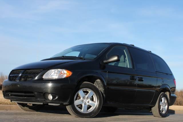 Dodge Grand Caravan 2007 photo 2