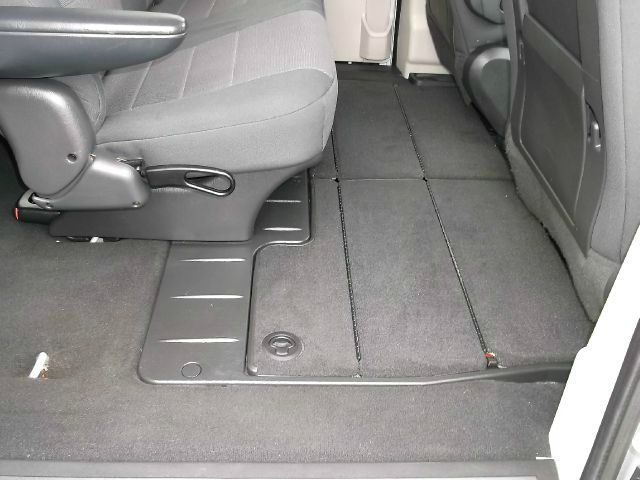 Dodge Grand Caravan 2008 photo 30