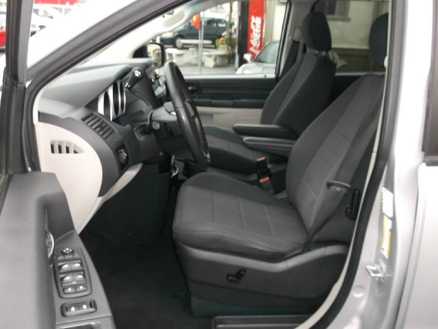 Dodge Grand Caravan 2008 photo 6