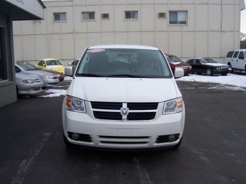 Dodge Grand Caravan 2008 photo 2