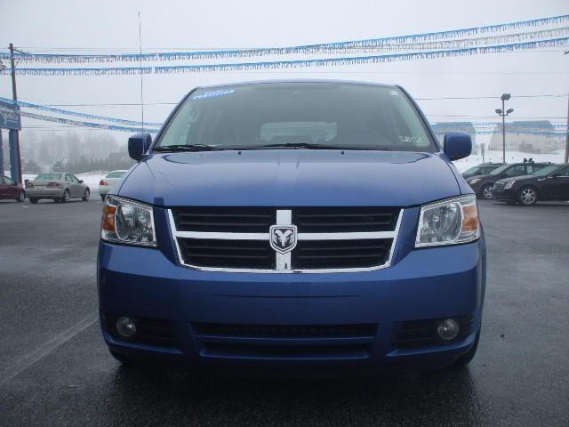 Dodge Grand Caravan 2008 photo 2