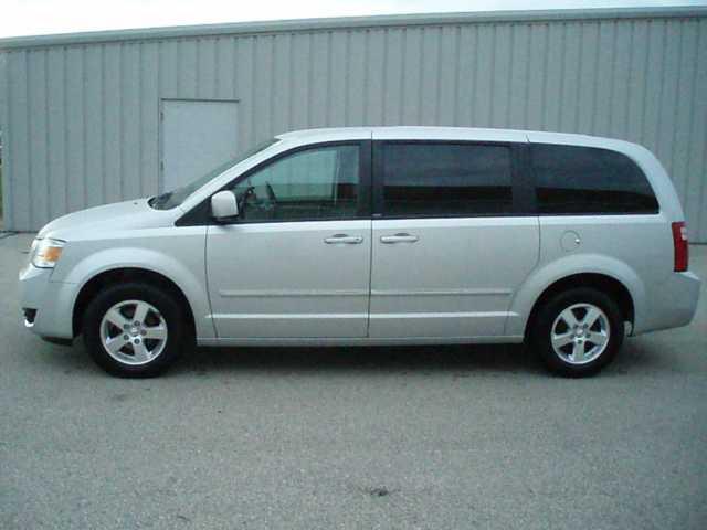 Dodge Grand Caravan 2008 photo 2