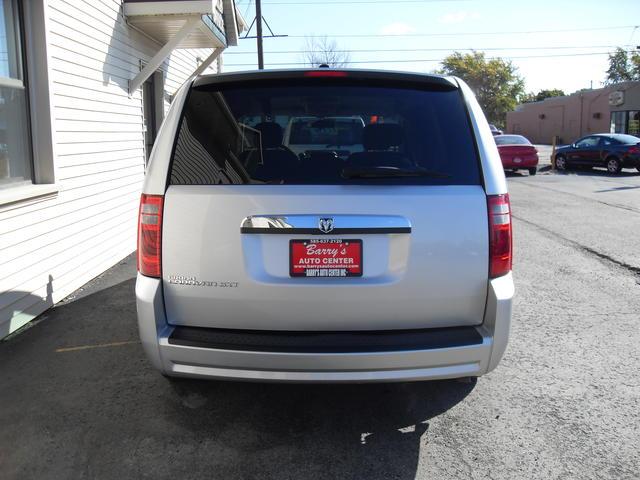 Dodge Grand Caravan 2008 photo 4