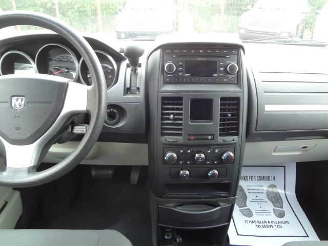 Dodge Grand Caravan 2008 photo 9