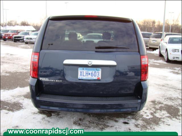 Dodge Grand Caravan 2008 photo 3