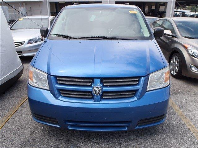 Dodge Grand Caravan 2008 photo 2