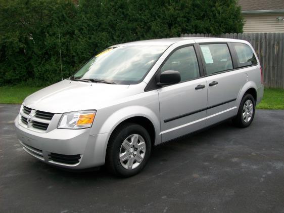 Dodge Grand Caravan 2008 photo 2