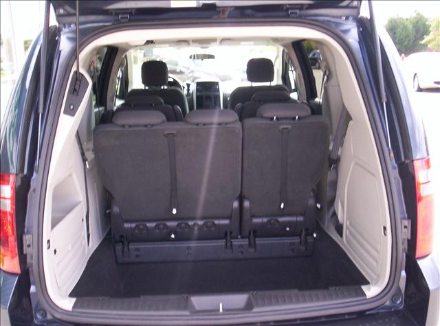 Dodge Grand Caravan 2008 photo 2