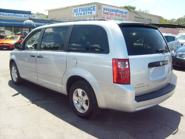 Dodge Grand Caravan 2008 photo 2