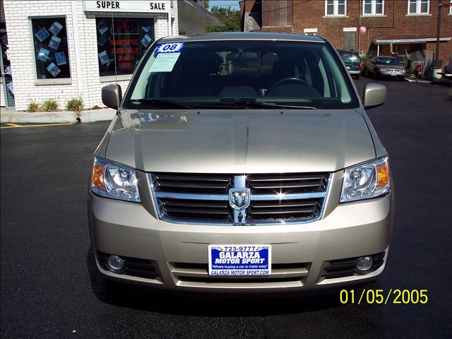 Dodge Grand Caravan 2008 photo 2