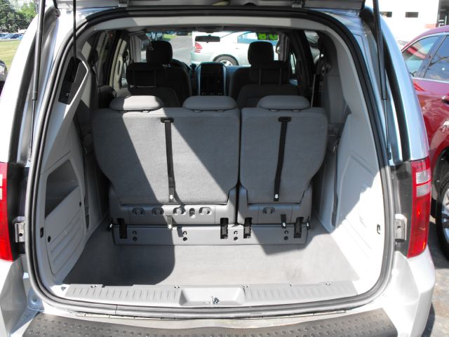 Dodge Grand Caravan 2008 photo 2