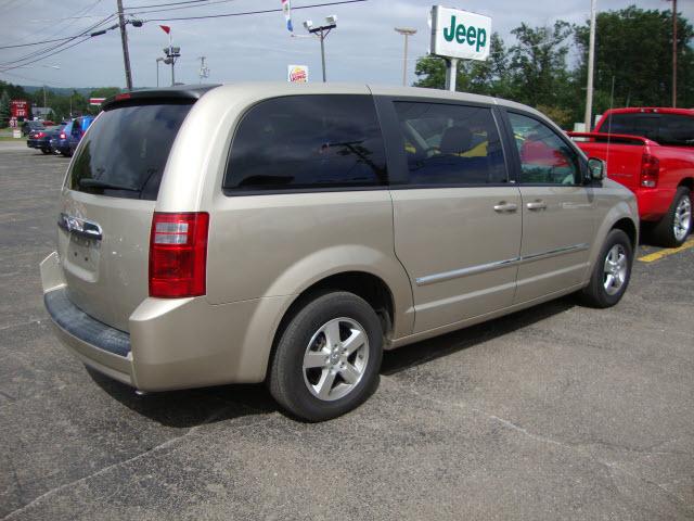 Dodge Grand Caravan 2008 photo 2