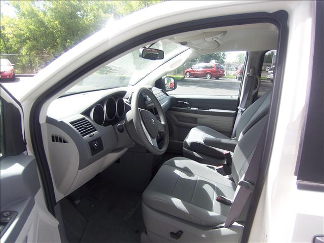 Dodge Grand Caravan 2008 photo 2