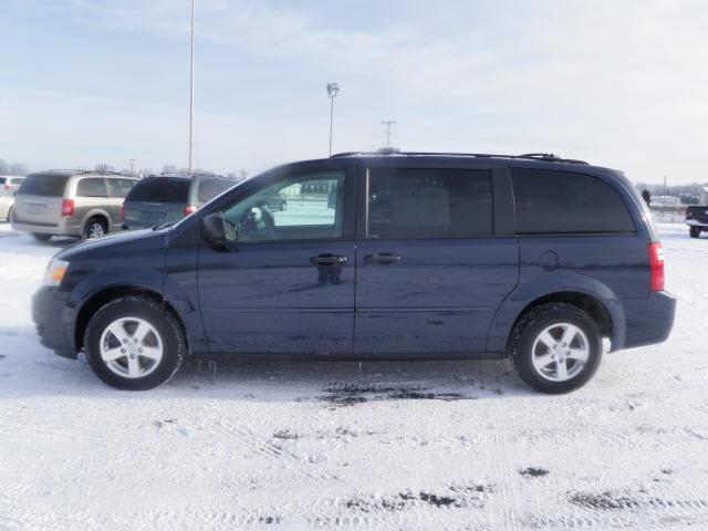 Dodge Grand Caravan 2008 photo 1