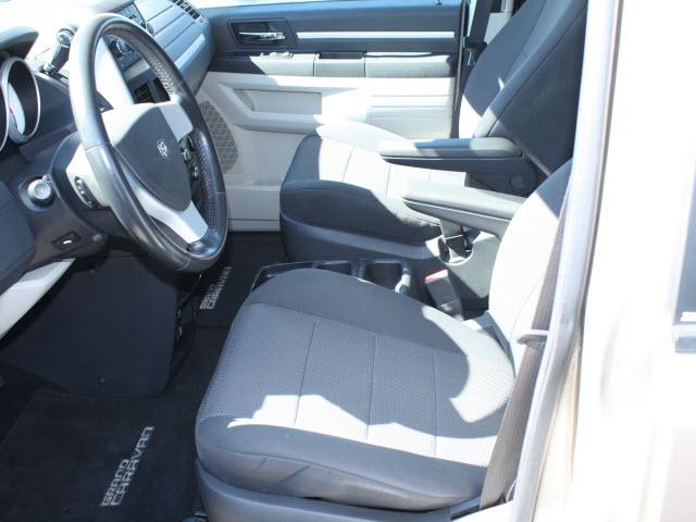 Dodge Grand Caravan 2008 photo 1