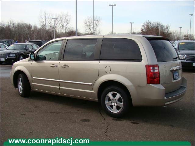 Dodge Grand Caravan 2008 photo 1