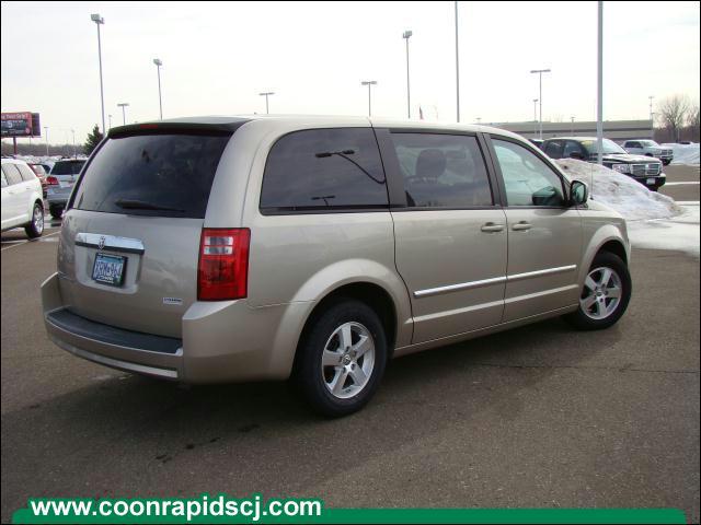 Dodge Grand Caravan 2008 photo 2