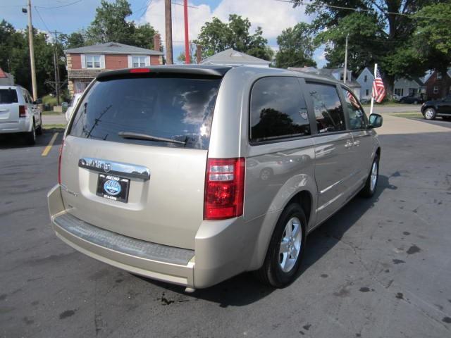 Dodge Grand Caravan 2008 photo 4