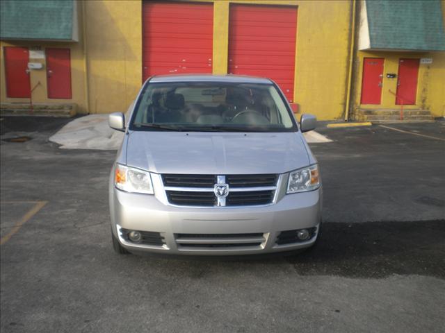 Dodge Grand Caravan 2008 photo 3