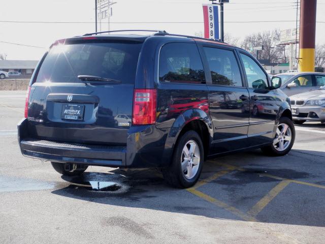 Dodge Grand Caravan 2008 photo 2